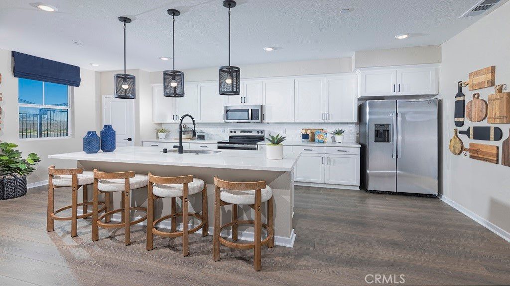 33275 Opal Glass Drive, French Valley, CA 92596 — photo 2