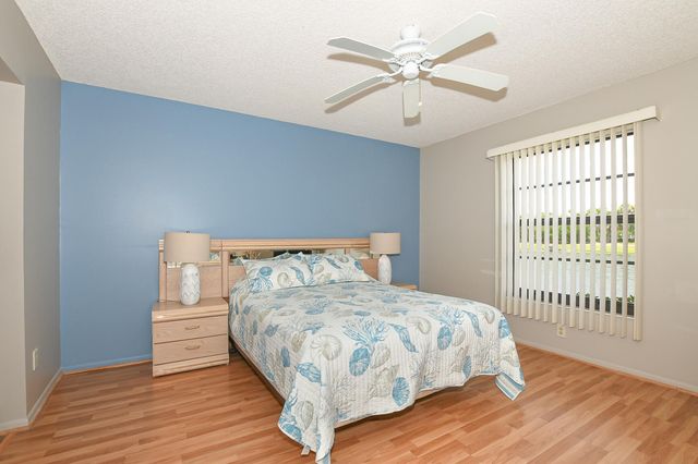 20 Plantation Drive 101, Vero Beach, FL 32966