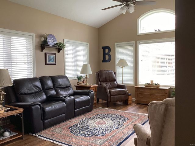 11527 Saint Francis Way, Fort Wayne, IN 46816