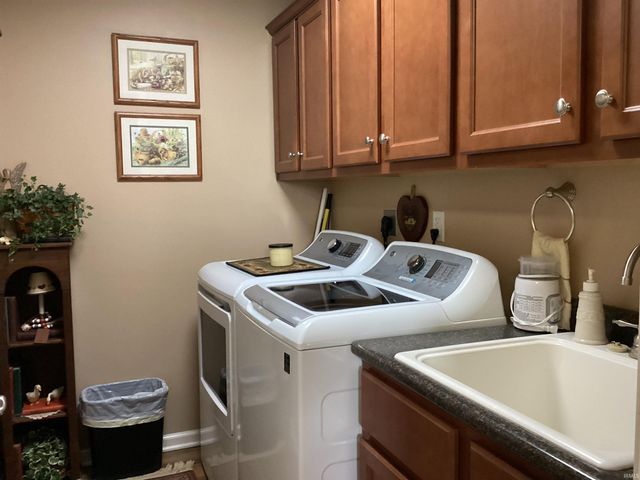 11527 Saint Francis Way, Fort Wayne, IN 46816