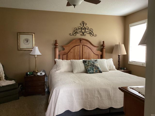 11527 Saint Francis Way, Fort Wayne, IN 46816