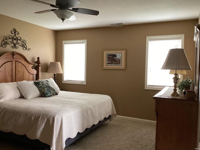 11527 Saint Francis Way, Fort Wayne, IN 46816