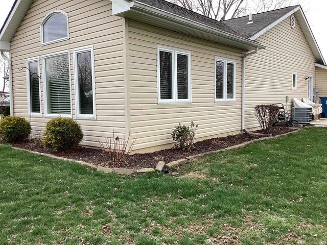 11527 Saint Francis Way, Fort Wayne, IN 46816