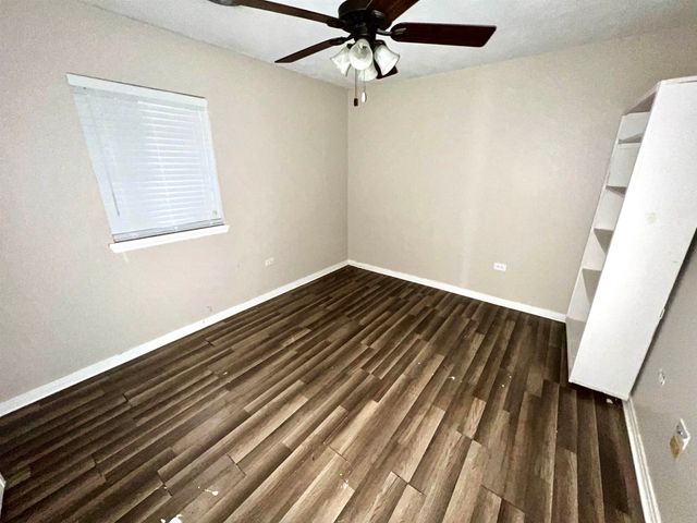 2204 Acadian Dr, Houma, LA 70363