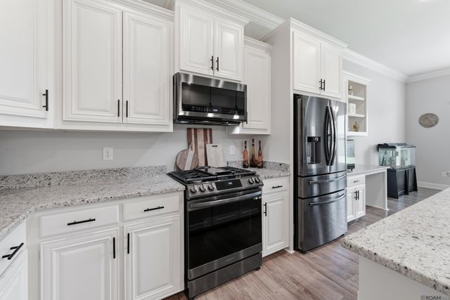3846 Sandbar Dr, Addis, LA 70710
