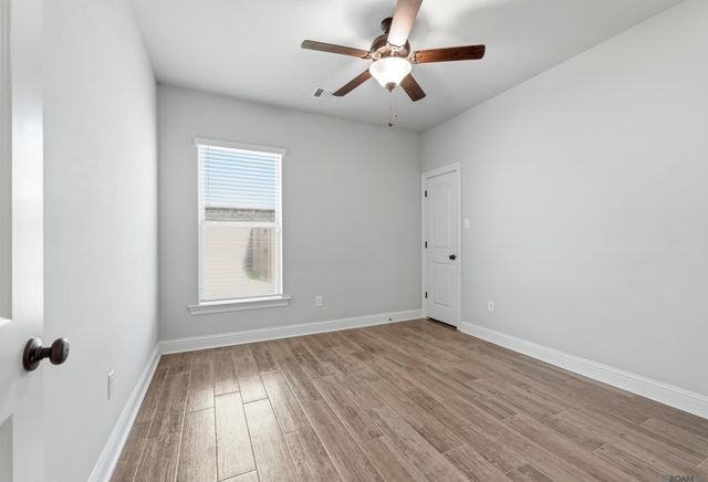 3846 Sandbar Dr, Addis, LA 70710