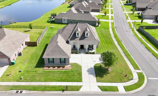 3846 Sandbar Dr, Addis, LA 70710