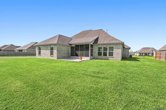 3846 Sandbar Dr, Addis, LA 70710