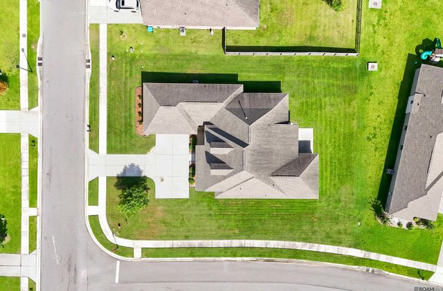 3846 Sandbar Dr, Addis, LA 70710