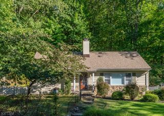 377 E Shore Trl, Sparta Twp., NJ 07871