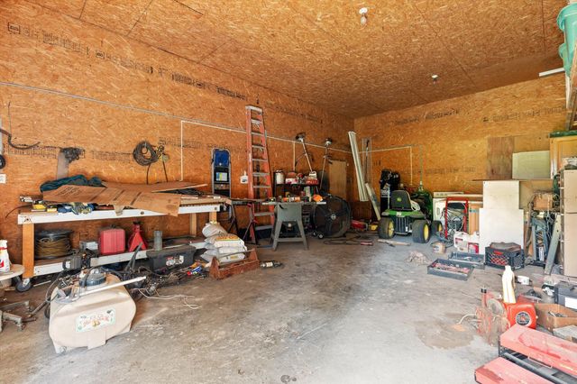 1072 Taylor Broome Road, Chickamauga, GA 30707