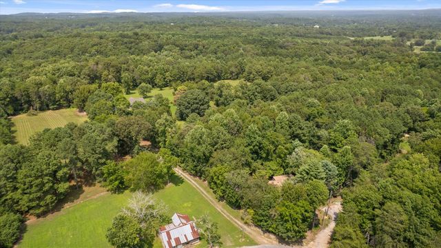 1072 Taylor Broome Road, Chickamauga, GA 30707
