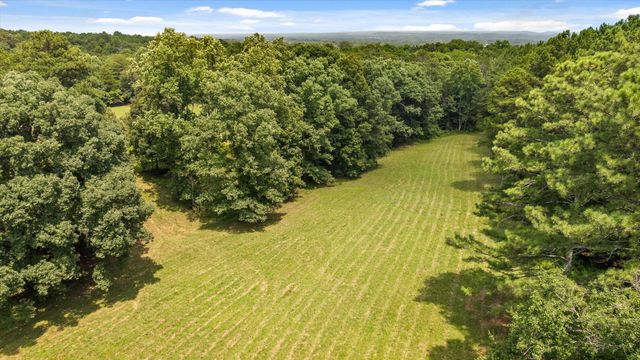 1072 Taylor Broome Road, Chickamauga, GA 30707