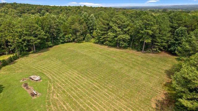 1072 Taylor Broome Road, Chickamauga, GA 30707