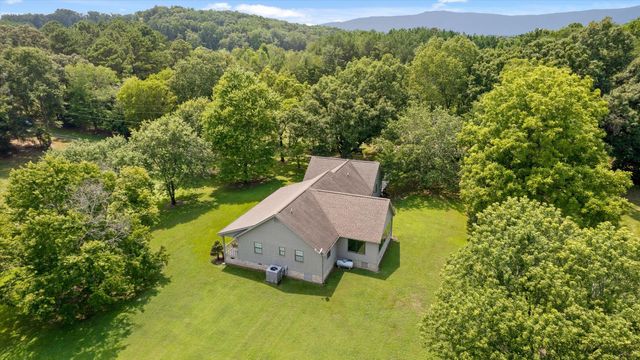 1072 Taylor Broome Road, Chickamauga, GA 30707