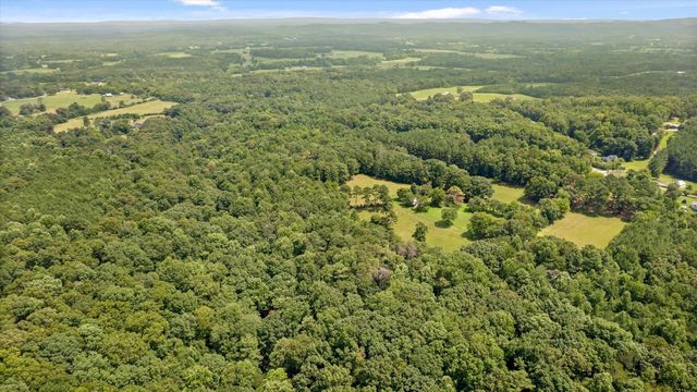 1072 Taylor Broome Road, Chickamauga, GA 30707