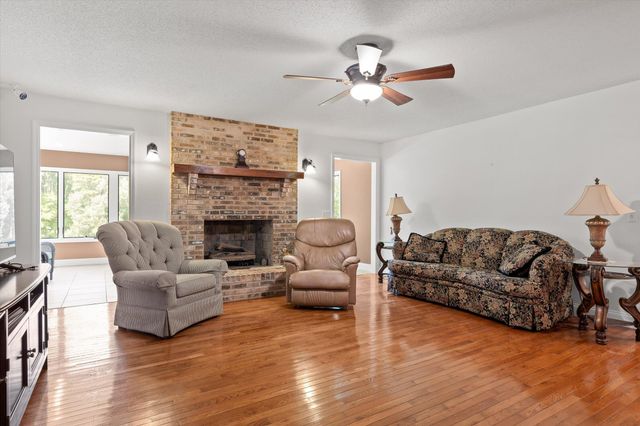 1072 Taylor Broome Road, Chickamauga, GA 30707