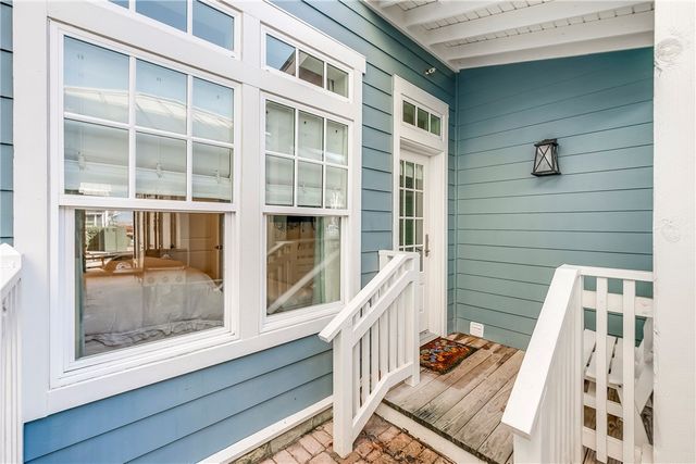 120 Social Circ 4-101, Port Aransas, TX 78373