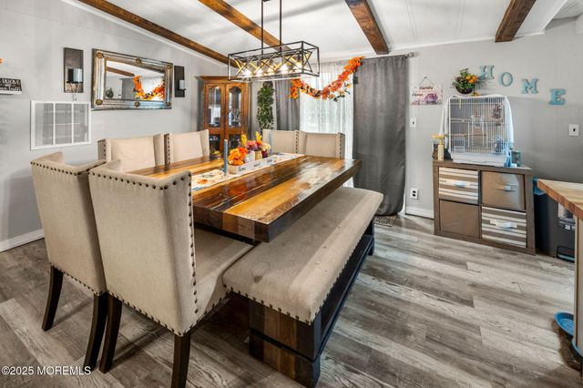 8 Mary Court, Barnegat, NJ 08005