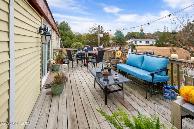 8 Mary Court, Barnegat, NJ 08005