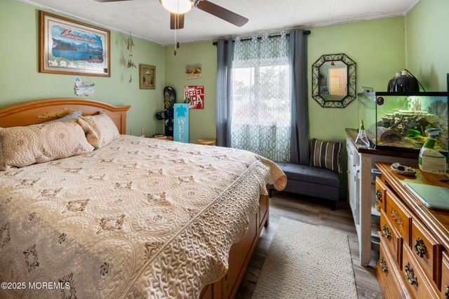 8 Mary Court, Barnegat, NJ 08005