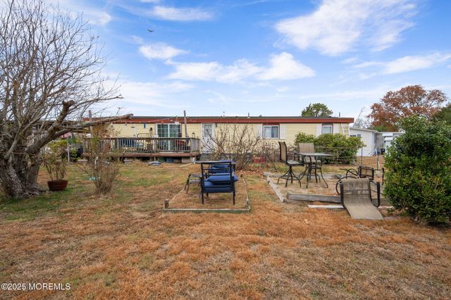 8 Mary Court, Barnegat, NJ 08005