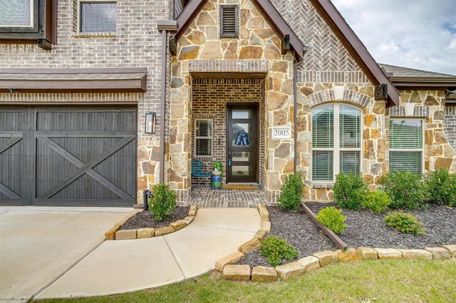 2005 Flora Lane, Desoto, TX 75115