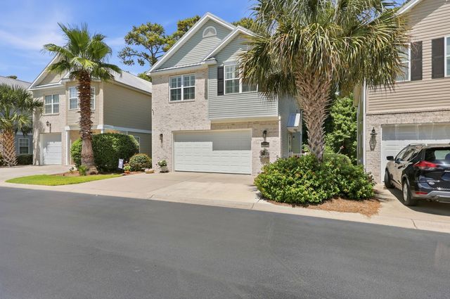 1422 Cottage Cove Circle, North Myrtle Beach, SC 29582
