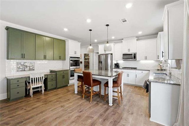 121 Treeline Trail, Canton, GA 30115
