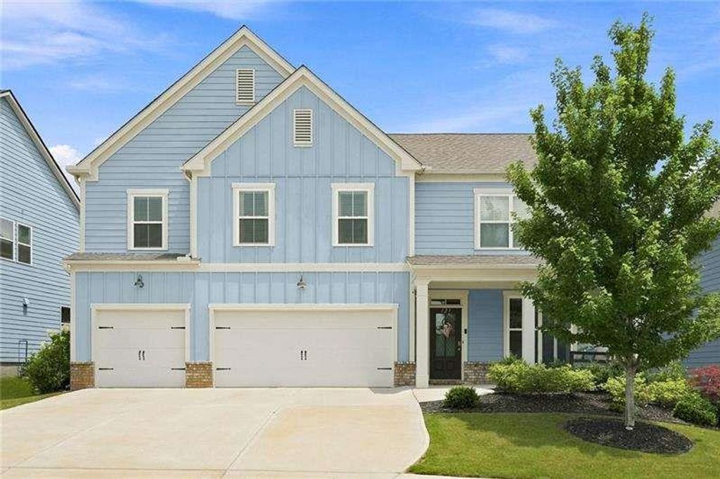 121 Treeline Trail, Canton, GA 30115