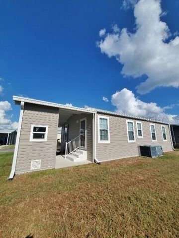 12116 SW COUNTY RD. 769 ROAD 73, Lake Suzy, FL 34269