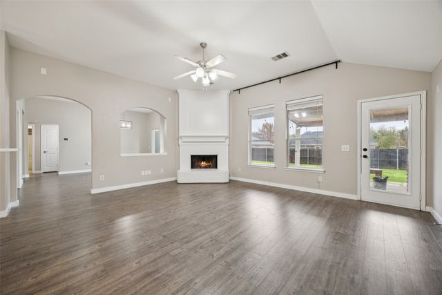 202 Windy Knoll Lane, Wylie, TX 75098