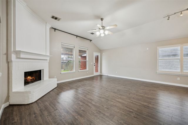 202 Windy Knoll Lane, Wylie, TX 75098