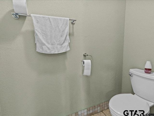 13860 FM 645, Palestine, TX 75803