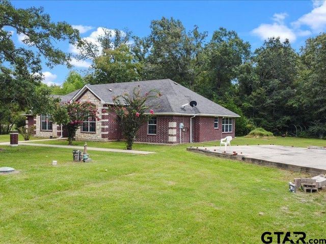 13860 FM 645, Palestine, TX 75803