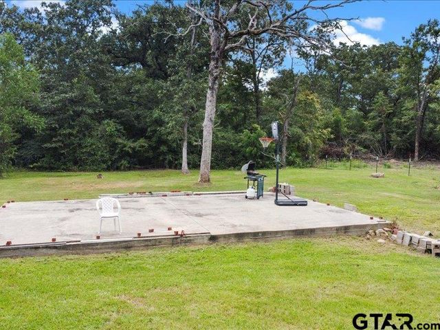 13860 FM 645, Palestine, TX 75803