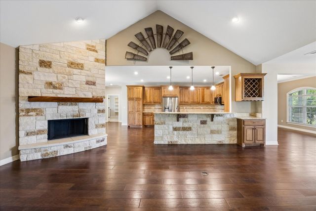 466 Chama TRCE, Dripping Springs, TX 78620