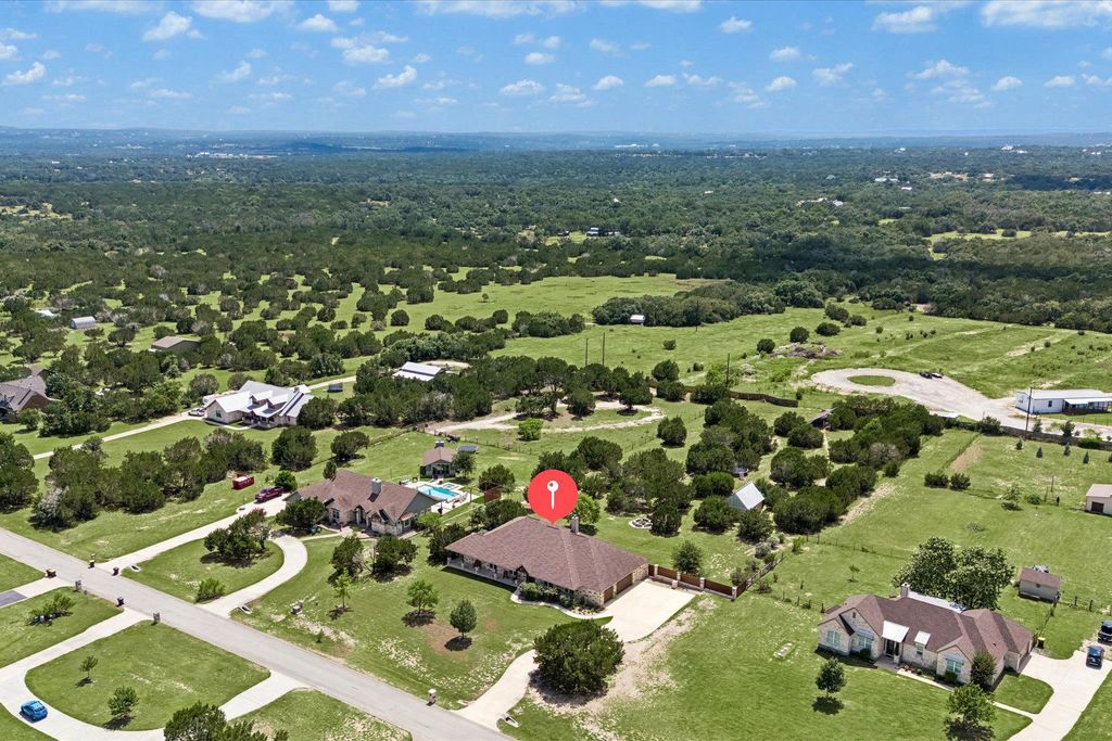 466 Chama TRCE, Dripping Springs, TX 78620