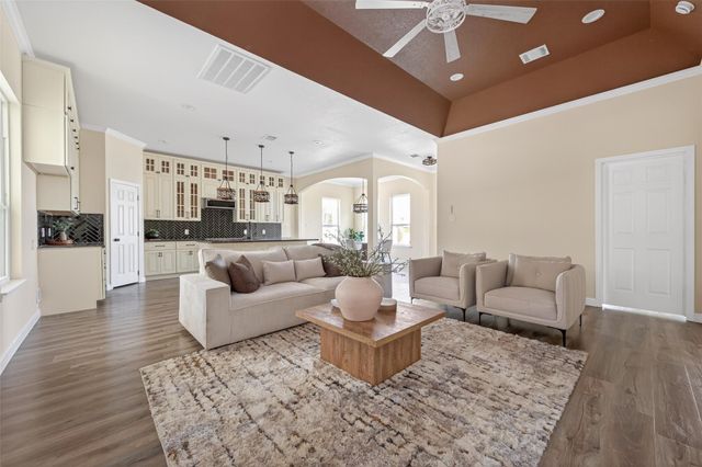 1046 Gazing Pine Street, Huffman, TX 77336