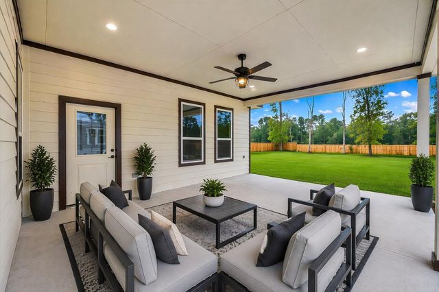 1046 Gazing Pine Street, Huffman, TX 77336