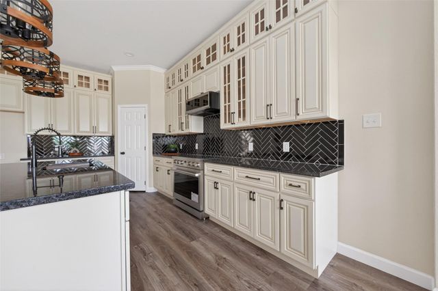 1046 Gazing Pine Street, Huffman, TX 77336