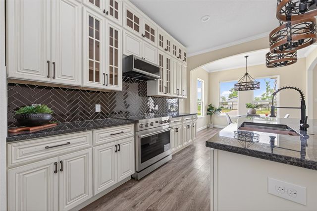 1046 Gazing Pine Street, Huffman, TX 77336