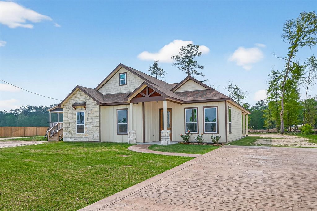 1046 Gazing Pine Street, Huffman, TX 77336