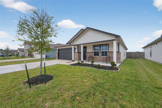 812 Brookside Drive, Dayton, TX 77535