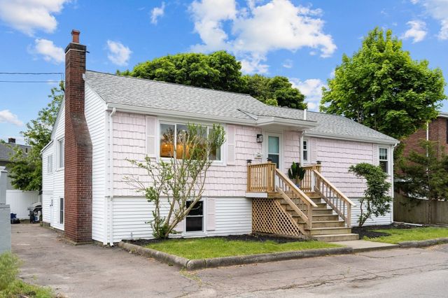 30 Coburn St-Winter, Hull, MA 02045