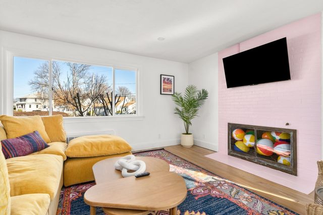 30 Coburn St-Winter, Hull, MA 02045