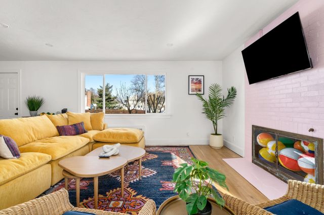 30 Coburn St-Winter, Hull, MA 02045