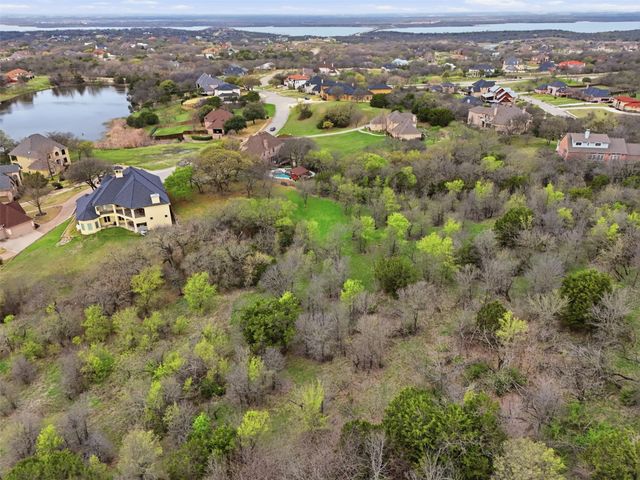 2605 Whispering Oaks Cove, Cedar Hill, TX 75104