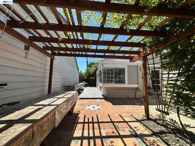 3225 Islewood Court, Antioch, CA 94531