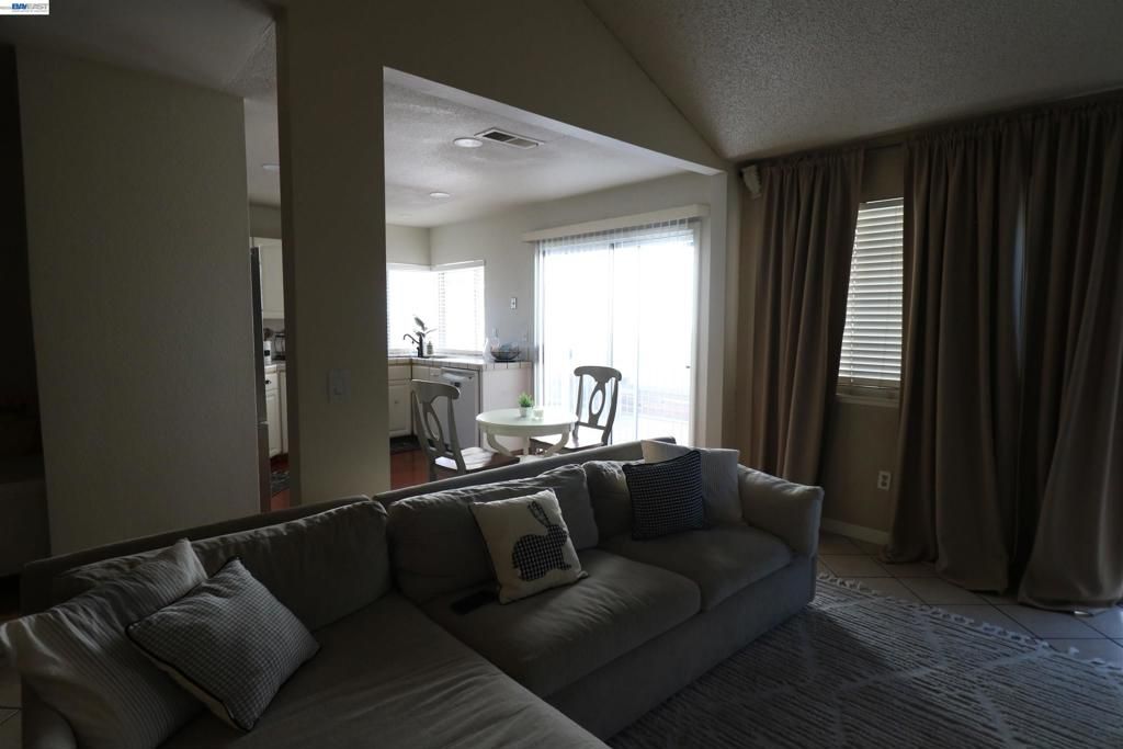Image 2 of property listing at 3225 Islewood Court, Antioch, CA 94531